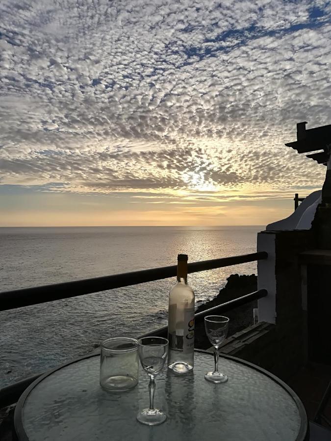 North Cliff Apartment *The Ocean Beneath Your Feet* Galdar Ngoại thất bức ảnh