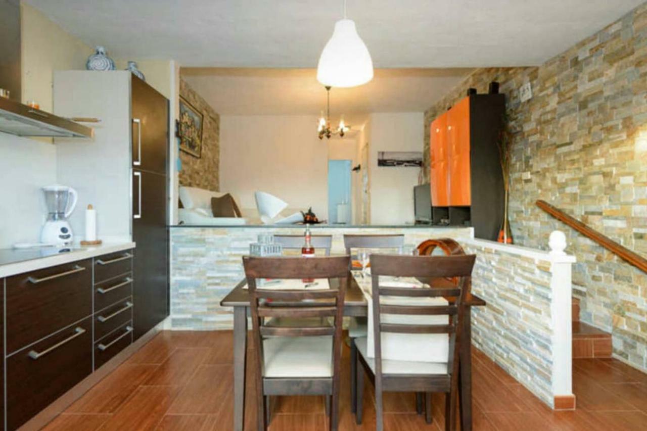 North Cliff Apartment *The Ocean Beneath Your Feet* Galdar Ngoại thất bức ảnh